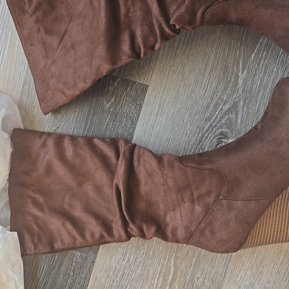 Journee Collection Chocolate Brown Wedge Boots Size 7.5 New *retail $100* - Picture 5 of 6